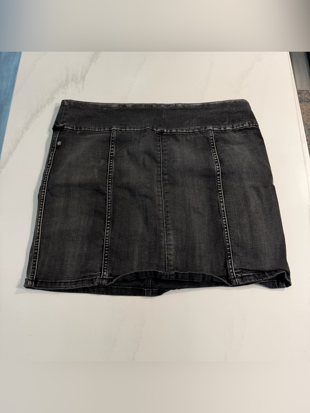 Rock & Republic Denim Rx Fever Pull On Skirt - Black Wash